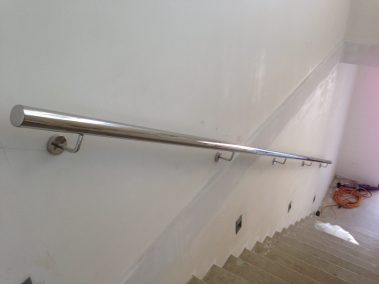 perth custom aluminum rail